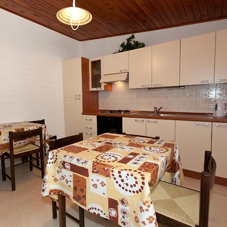 Apartments Milana Tucepi Luaran gambar
