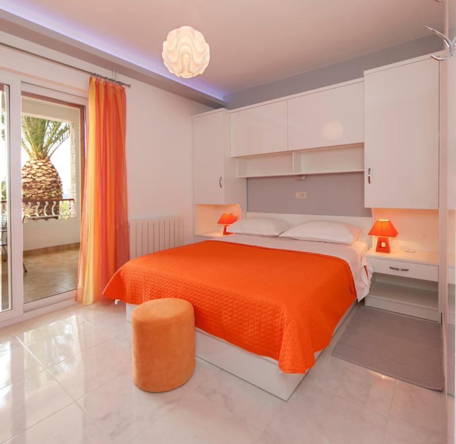 Apartments Milana Tucepi Luaran gambar